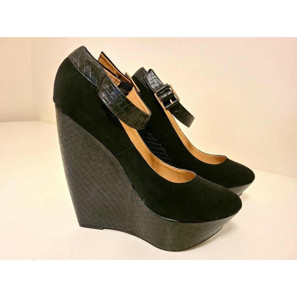 Penny Loves Kenny Black Suede 6" Wedge Heels - US Womens Sz 10